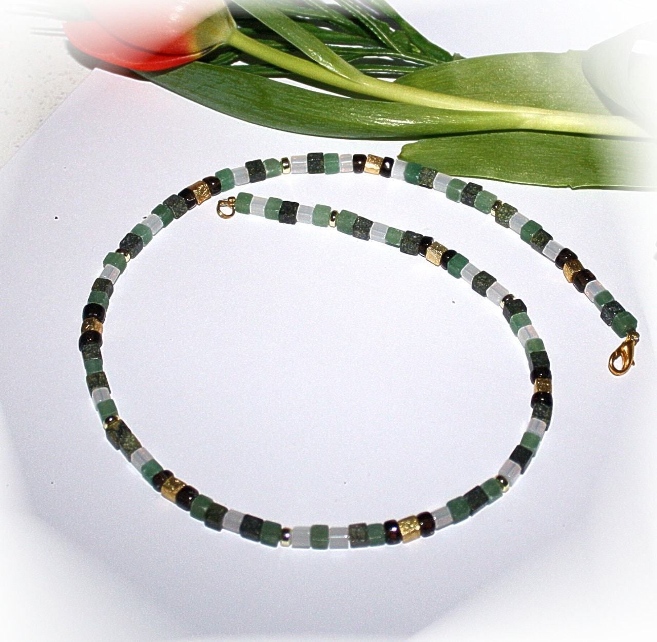 Kette, Würfelkette, Edelstein-Mix, Moosacht, Granat, Aventurin, Opalith, Echtgold von CreARTion