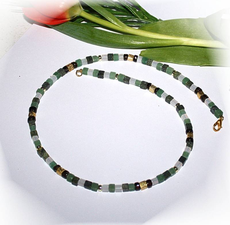 Kette, Würfelkette, Edelstein-Mix, Moosacht, Granat, Aventurin, Opalith, Echtgold Kette, Würfelkette, Edelstein-Mix, Moosacht, Granat, Aventurin, Opalith, Echtgold von CreARTion