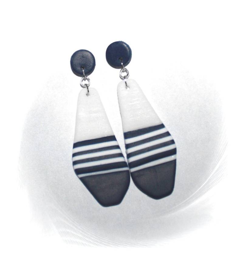 Maritime Ohrringe, Hängeohrringe Dunkelblau Weiß, Ohrringe in Marine Und Streifendesign Maritime Ohrringe, Hängeohrringe Dunkelblau Weiß, Ohrringe in Marine Und Streifendesign von CreARTion
