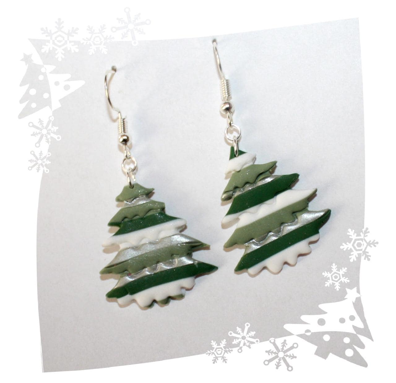 Weihnachtsohrringe, Ohrringe Weihnachten, Tannenbaum, Coole Ohrhänger Grün Silber Weiß von CreARTion