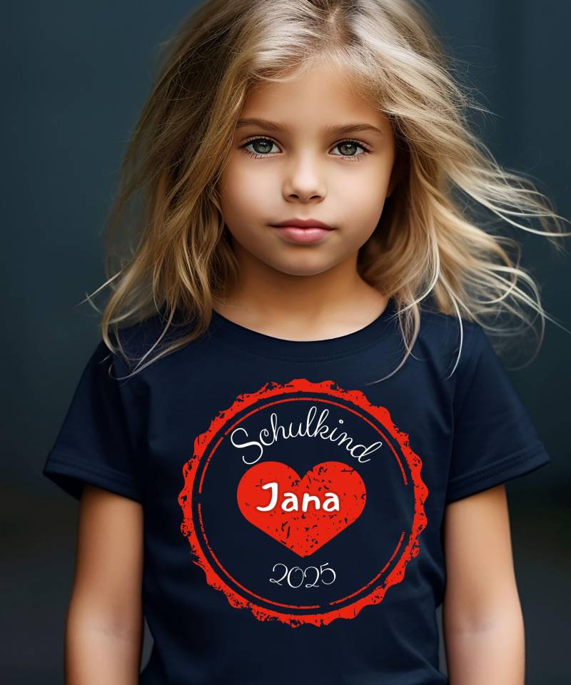 Erstklässler T-Shirt Personalisierte T-Shirt Für Kinder. Schulanfang 2025. Schulkind 2025 Shirt Mit Name. Geschenk Zur Einschulung Erstklässler T-Shirt Personalisierte T-Shirt Für Kinder. Schulanfang 2025. Schulkind 2025 Shirt Mit Name. Geschenk Zur Einschulung von CreArtbyMelanie