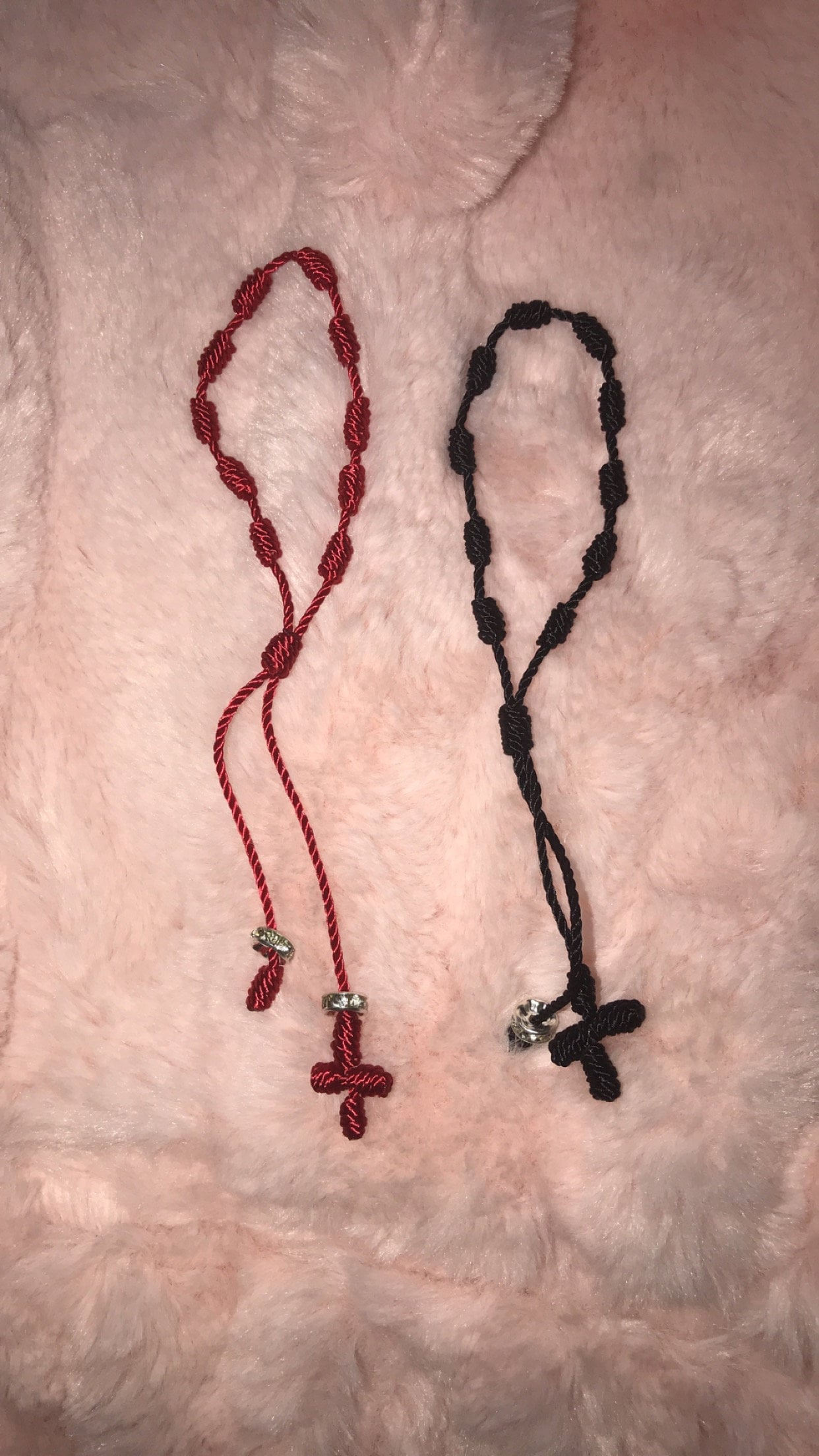 Rotes Armband, Rotes Saitenarmband, Decenario Rojo, Kreuzarmband. Schwarze Pulcera Rotes Armband, Rotes Saitenarmband, Decenario Rojo, Kreuzarmband. Schwarze Pulcera von CreacionesMariana