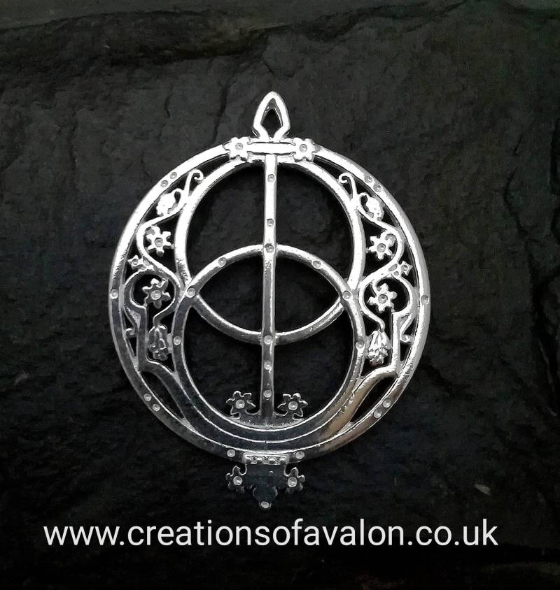 sterling Silber Und Messing Vesica Picis Anhänger.kleine Große Größen sterling Silber Und Messing Vesica Picis Anhänger.kleine Große Größen von CreatedInAvalon