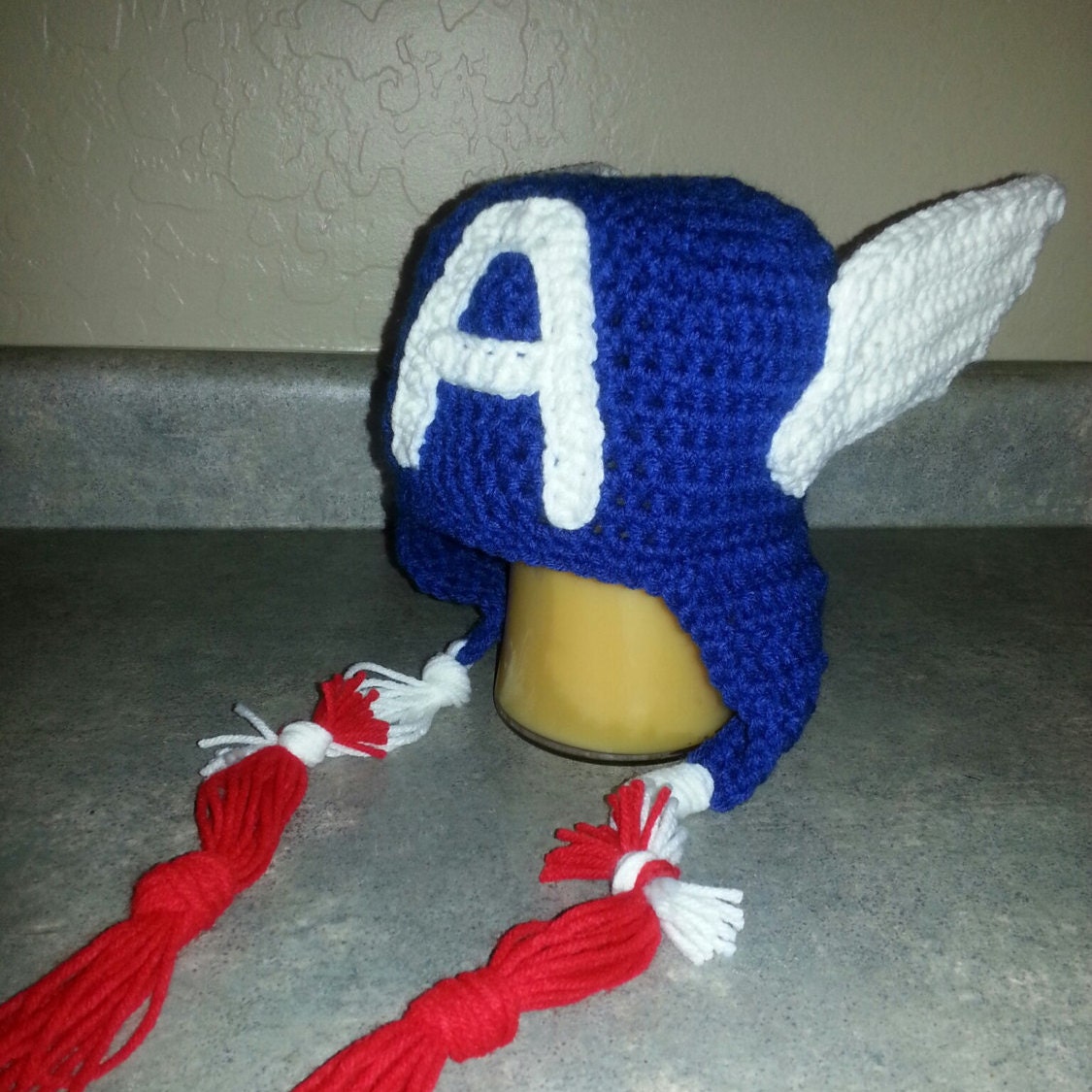 Gehäkelte Captain America Mütze Gehäkelte Captain America Mütze von CreatedWithaHook