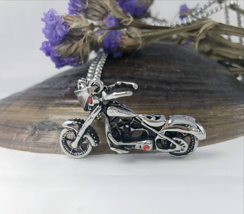 Kriegsspirit Motorrad Halskette, Skelett Kraftwagen, Graduierung Geschenk, Grost Rider Streitwagen, Verrücktes Motorrad, 3D Motorrad, Punk Halskette von CreatioDesign