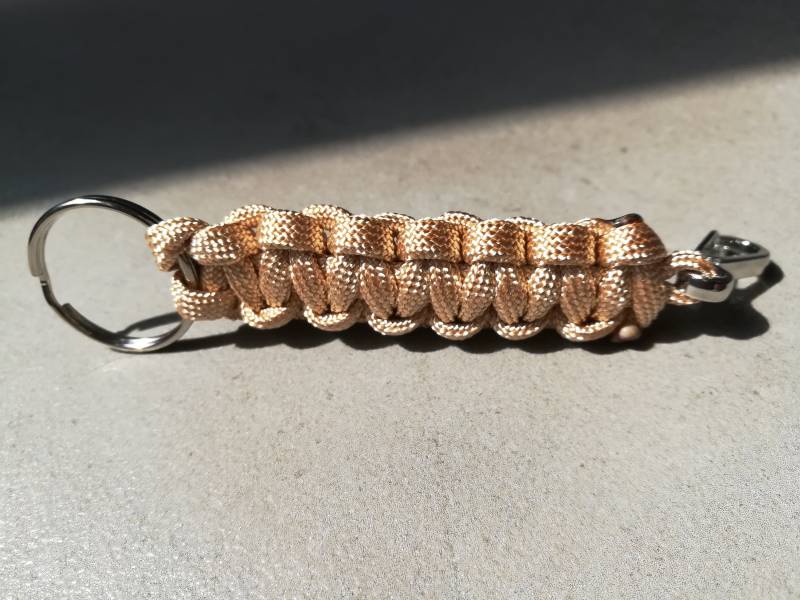 Paracord-Schlüsselanhänger von CreationBraceletcuir