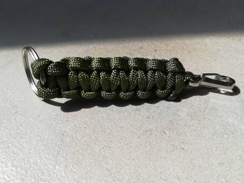 Paracord-Schlüsselanhänger von CreationBraceletcuir