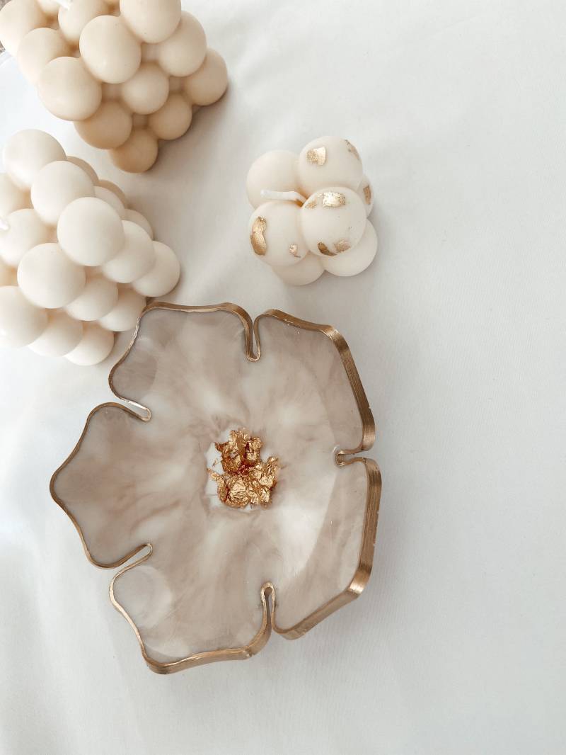 Blumenschale Schmuckschale Aus Resin Handgemacht von Creationislovee