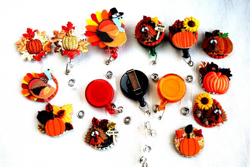 Herbst Und Erntedank Einziehbare Reel Badge Halter von CreationsByBronte