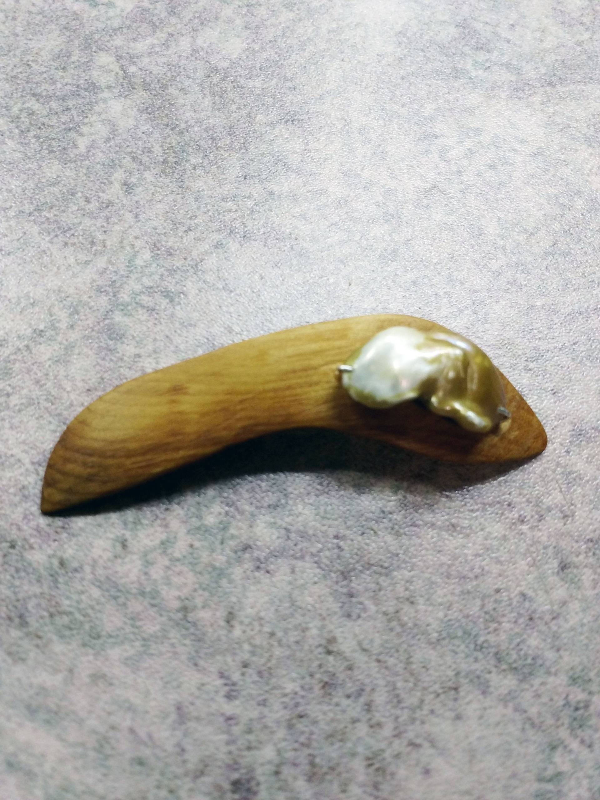 Cottage Collection, Zedernholz, Barock Perle Und Sterling Silber Anstecknadel 02 von CreationsByRandal