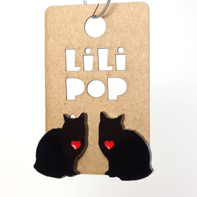 Ohrstecker „Katze Der Herzen" | Lili0426 Aus Recyceltem Kunststoff Und Lasergeschnitten von CreationsLilipop