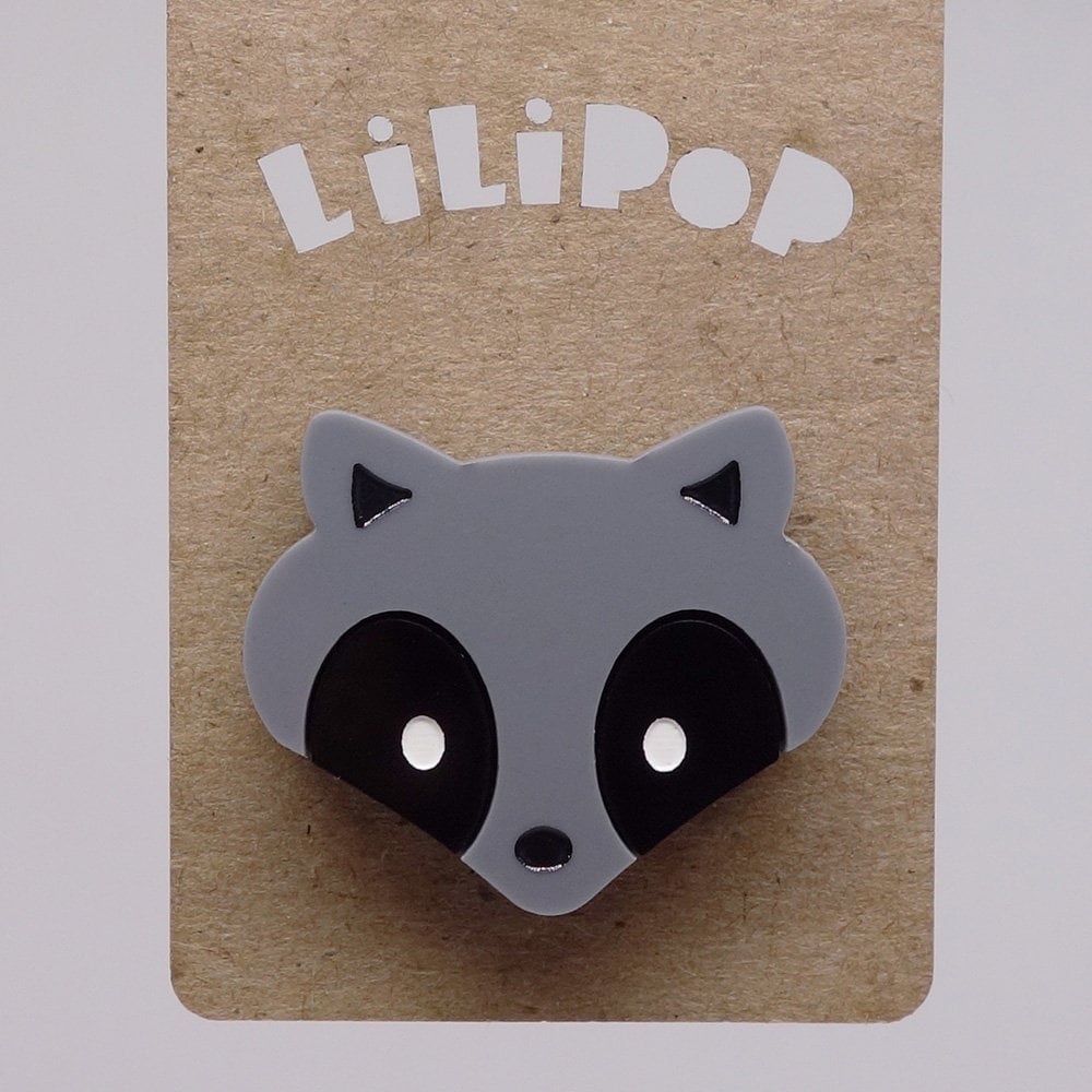 Pin Lili0296 Racoon Kunststoff Grau Schwarz Wiederhergestellten Laser Lilipop von CreationsLilipop