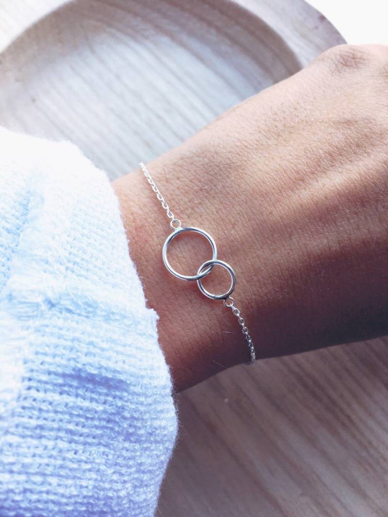 Unendliches Armband Zwei Runden in Silber 925, Kette Kreise Massivem Für Frauen Verflochten von CreationsbyAnais