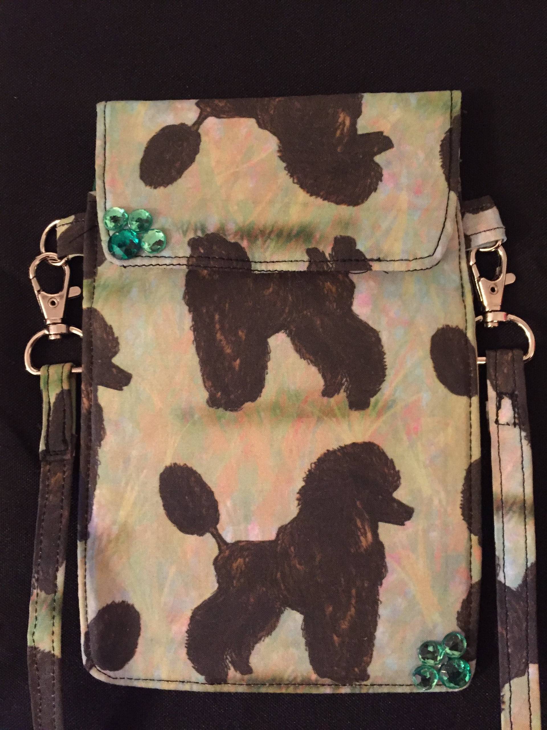 Pudel Handy-Tasche Pudel Handy-Tasche von CreationsbyCarlo