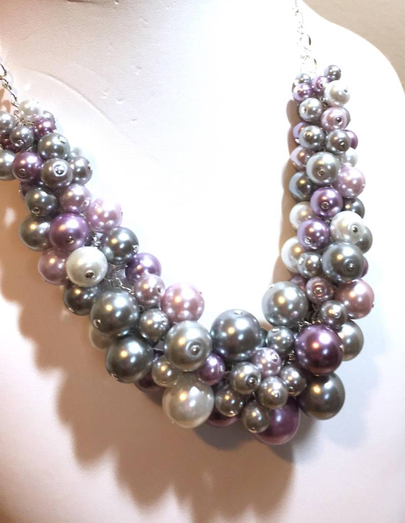 Perlenkette Mit Violetten Perlen Grau & Silber Party Perlen von CreationsbyCynthia1