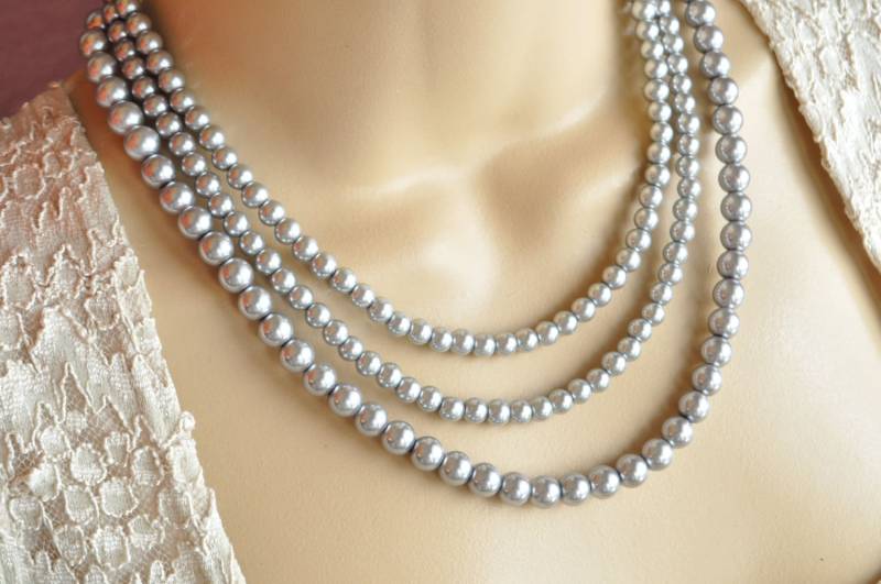 Swarovski Silber Grau Perlen Halskette Und Ohrring Set Multistrang Brautschmuck von CreationsbyJeanna