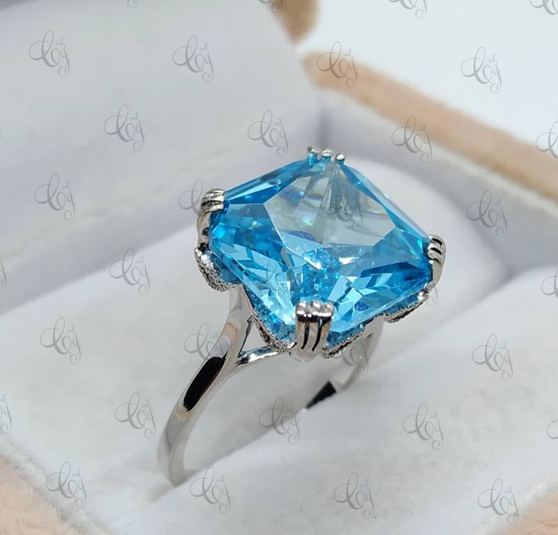 13 Karat Großer Aquamarin Kissen Cut Art Deco Verlobung Cocktail Ring in 925 Sterling Silber von CreativeByChirag