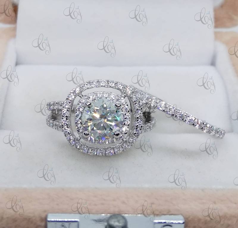 2.21 Ct Brilliant Moissanit Verlobung Hochzeit Braut Set in 925 Sterling Silber Für Frauen - Split Shank Ring Double Halo Geschenk von CreativeByChirag