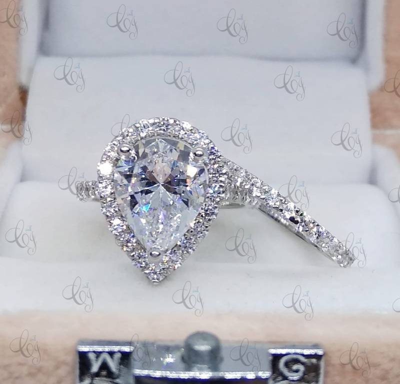 2.69 Ct Halo Pear Shaped Wedding Verlobungsring Set 925 Sterling Silber - Braut Versprechen Ring Hochzeit Für Sie von CreativeByChirag