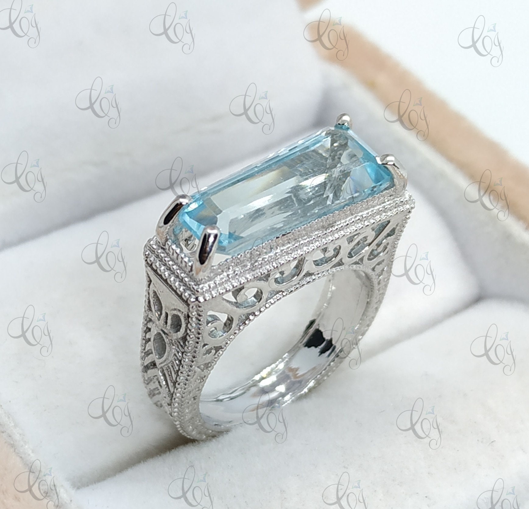 9 Karat Aquamarin Smaragd Schnitt Vintage Art Deco Verlobungsring Cocktail in 925 Sterling Silber Aqua Solitaire Ring von CreativeByChirag
