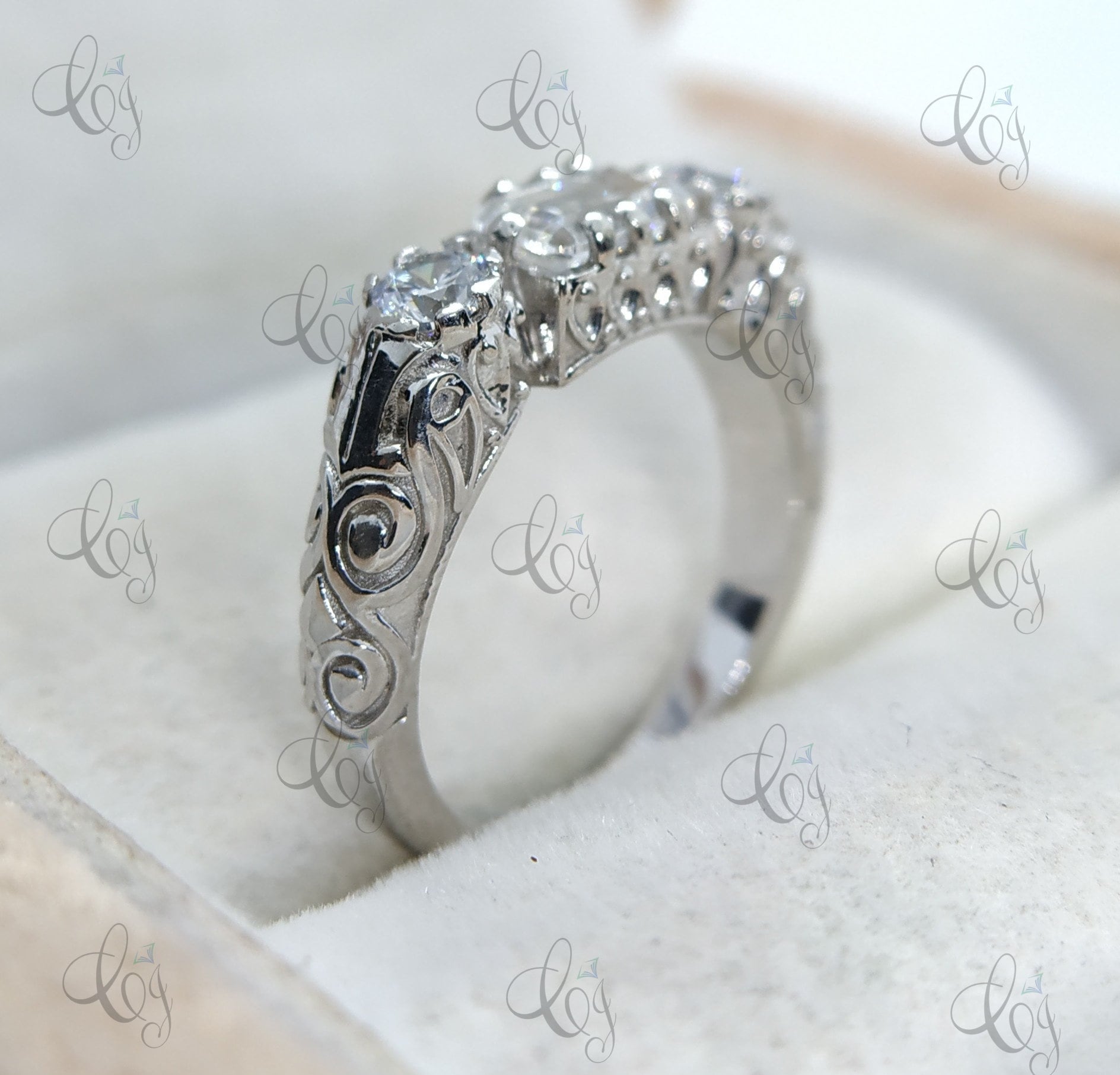 Art Deco Vintage Verlobungsring, Baguette Und Runder Diamant Sterling Silber Ring Für Frauen, Ring, Jahrestag Geschenk von CreativeByChirag