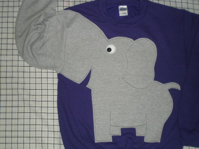 Elefant-Sweatshirt Mit Rüsselärmel, Elefanten-Shirt, Lila Sweatshirt, Unisex-Erwachsenengrößen Elefant-Sweatshirt Mit Rüsselärmel, Elefanten-Shirt, Lila Sweatshirt, Unisex-Erwachsenengrößen von CreativeCallipipper
