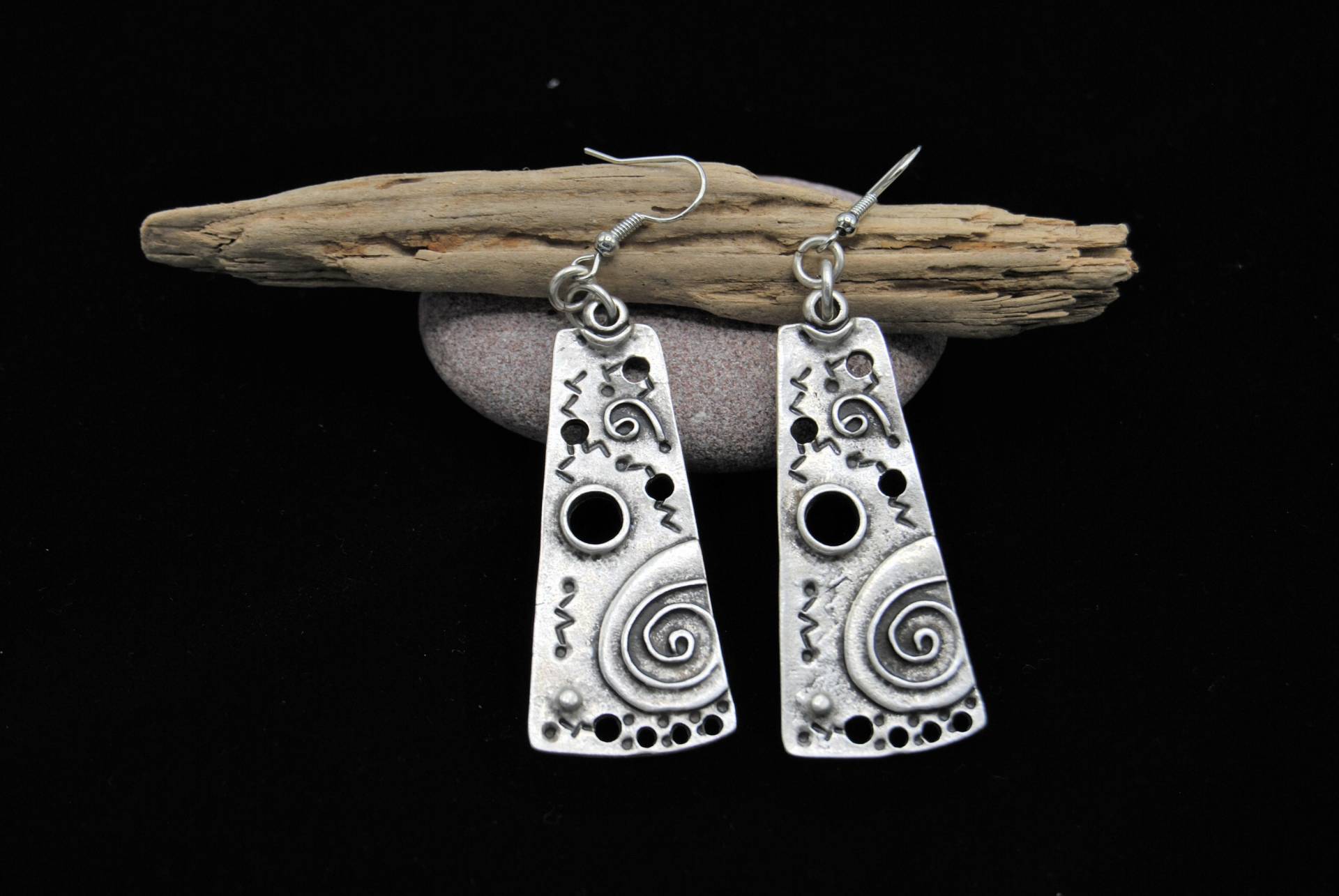 Abstrakte Ohrringe Antik Silber Boho Chic Statement Schmuck von CreativeCherryTree