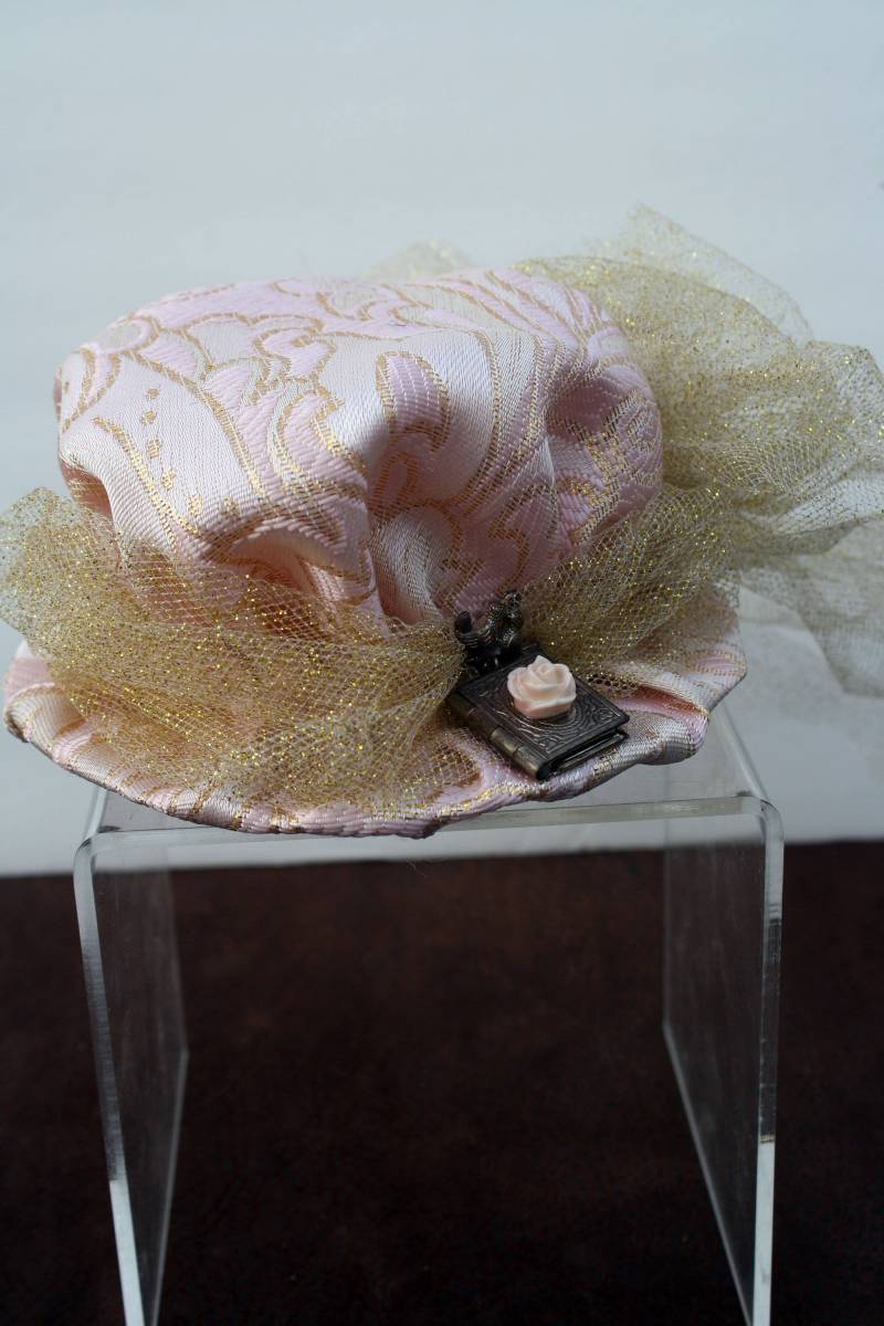 steampunk Mini Hut Fascinator - Pink Und Gold von CreativeCompendium