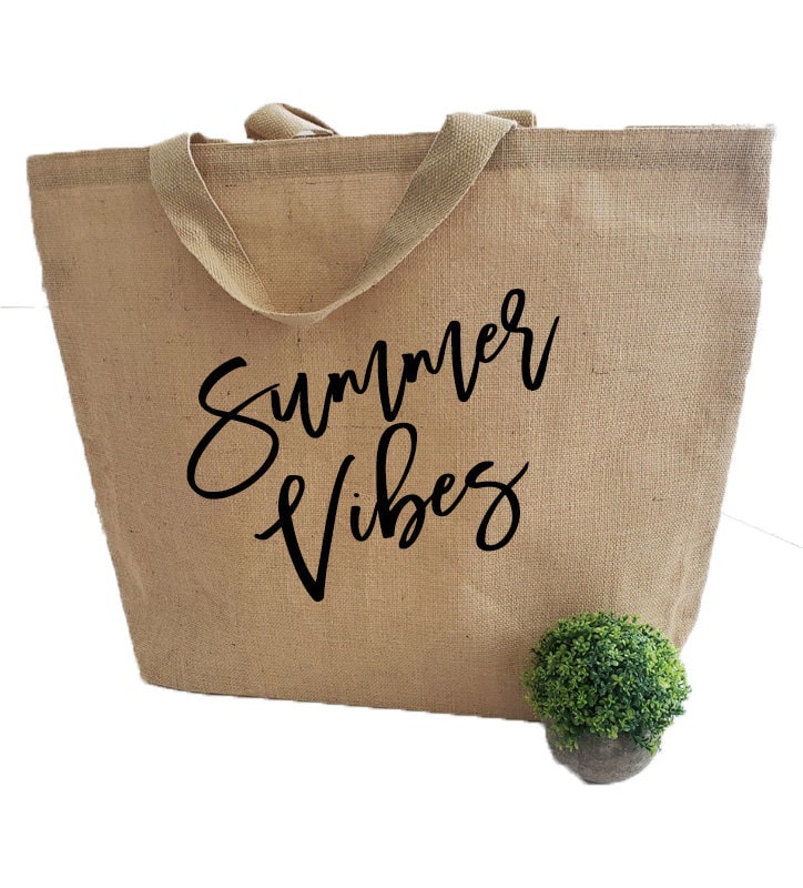 Strandtasche Personalisierte Sackleinen Taschen Extra Große Strand Tragetaschen Brautjungfer Geschenk Mit Namen von CreativeDesignsByJD