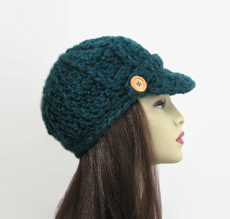 Teal Gehäkelte Zeitungsjunge Mütze Petrol Kappe Mit Schirm Erwachsene Blaugrün Knit Newsboy Knöpfen Damen Visor Cap von CreativeDesignsbyAmi