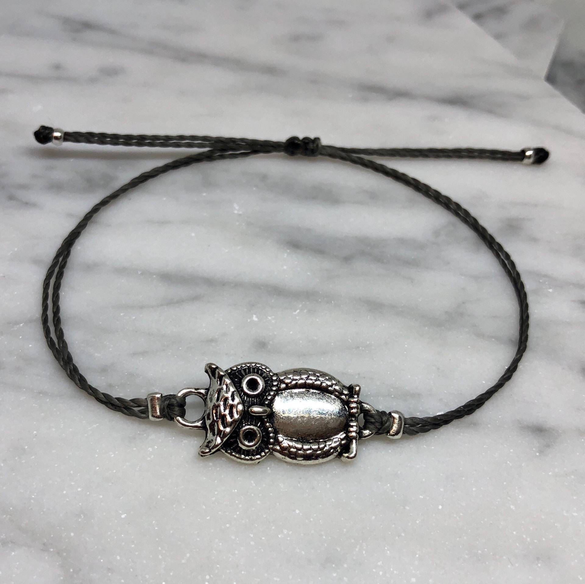 Eule Armband, String Verstellbares Bettelarmband, Einfaches Benutzerdefinierte Geschenke Für Sie, Brautjungfer Eule Armband, String Verstellbares Bettelarmband, Einfaches Benutzerdefinierte Geschenke Für Sie, Brautjungfer von CreativeDreamerShop