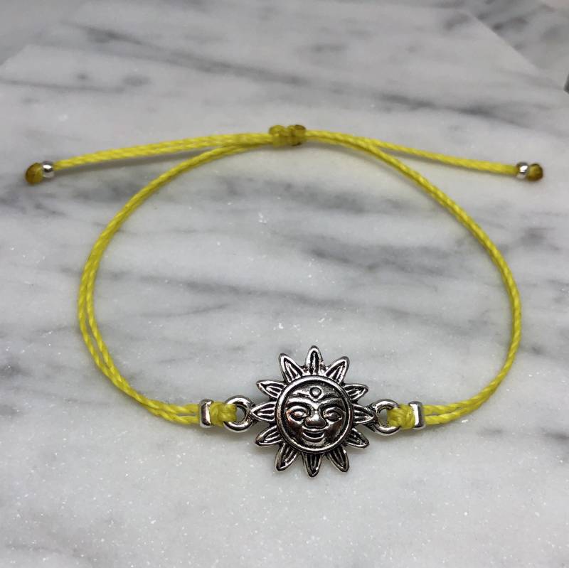 Sonnenarmband, String Armband, Verstellbares Bettelarmband, Einfaches Geschenk Für Sie, Brautjungfer Geschenke von CreativeDreamerShop