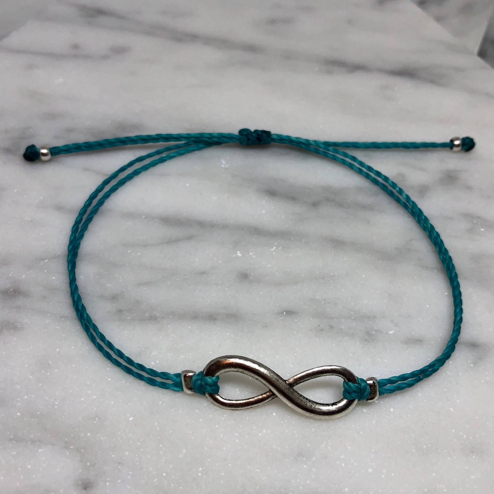 Unendlichkeit Armband, String Verstellbares Bettelarmband, Einfaches Personalisiertes Geschenke Für Sie, Brautjungfer Unendlichkeit Armband, String Verstellbares Bettelarmband, Einfaches Personalisiertes Geschenke Für Sie, Brautjungfer von CreativeDreamerShop