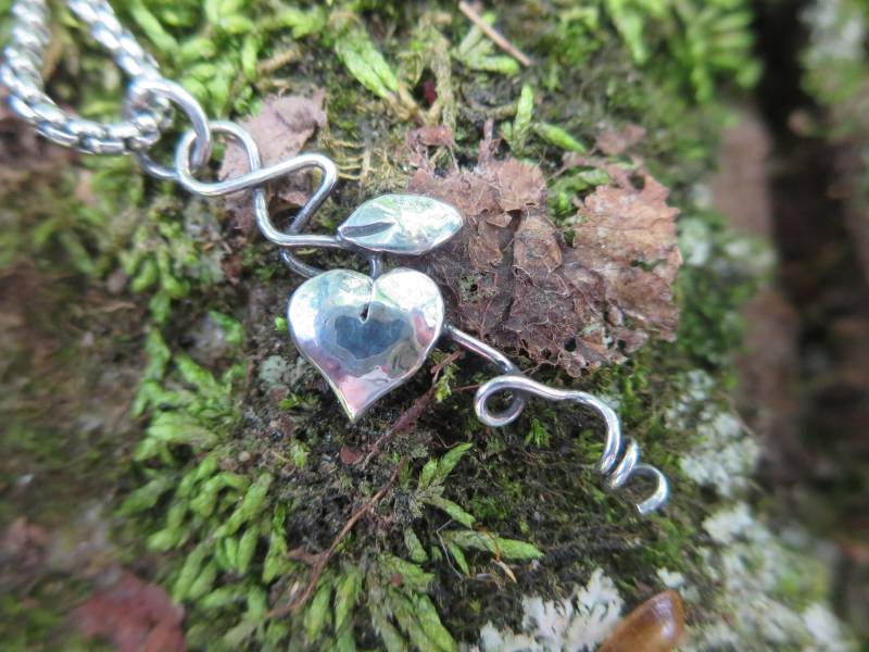 Handgemachte Sterling Silber Blatt Anhänger von CreativeEddy