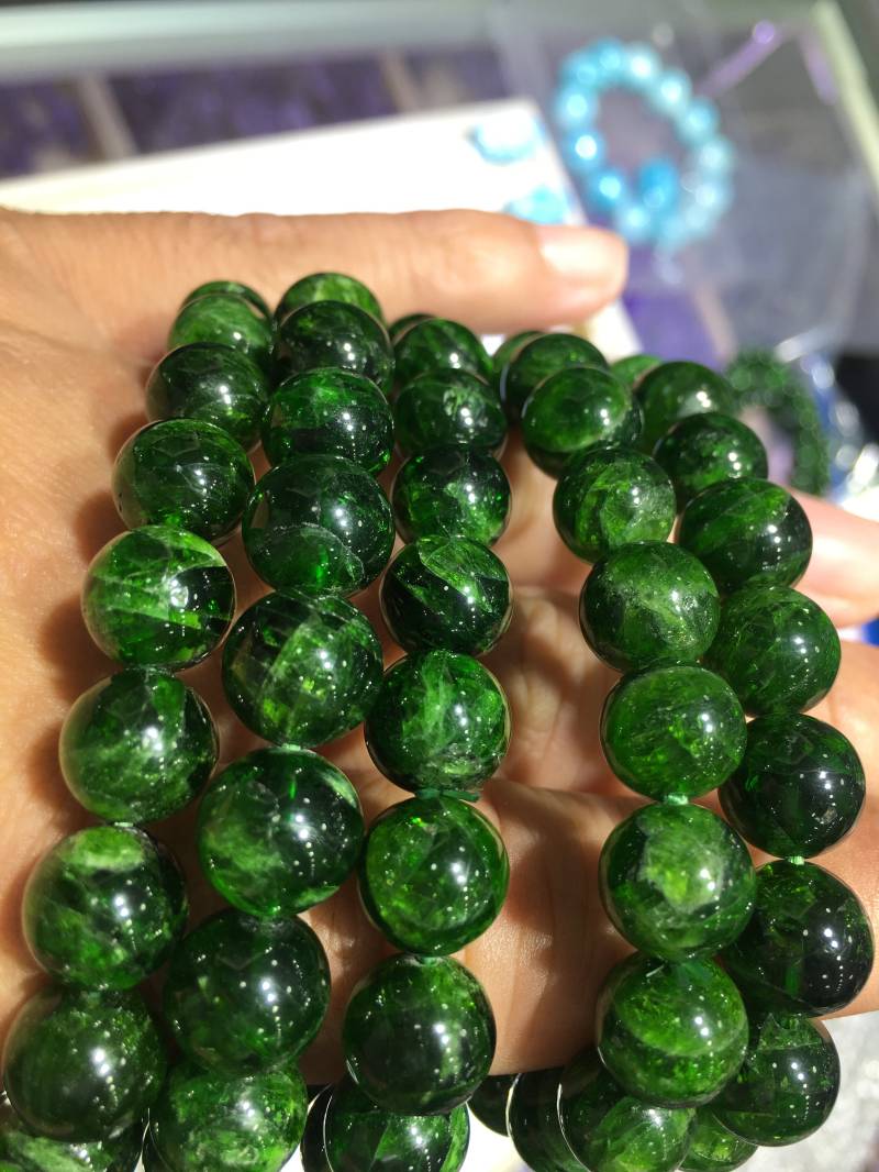 Natürliche Grüne Diopsid Perlen Energie Edelstein Lose Diy Schmuckherstellung Design Für Armband-Halskette Aaa-Qualität 4 Mm 6 8 10 12 Natürliche Grüne Diopsid Perlen Energie Edelstein Lose Diy Schmuckherstellung Design Für Armband-Halskette Aaa-Qualität 4 Mm 6 8 10 12 von CreativeGemStudio