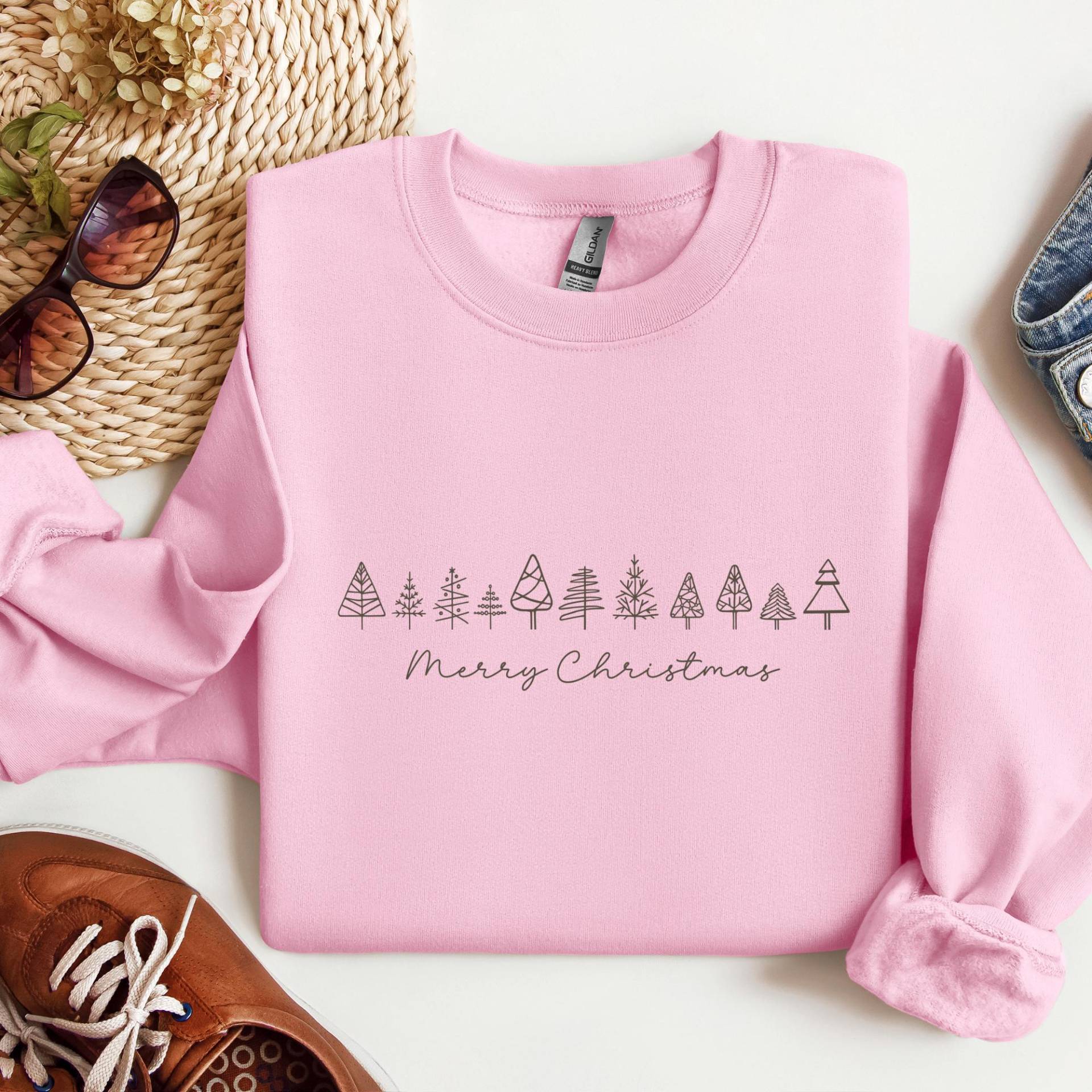 Christmas Trees, Merry Christmas, Unisex, Family Sweaters, Winter, Gift Idea, Sweatshirt, Shirt, Crewneck, Holiday Sweatshirts Christmas Trees, Merry Christmas, Unisex, Family Sweaters, Winter, Gift Idea, Sweatshirt, Shirt, Crewneck, Holiday Sweatshirts von CreativeMaterial