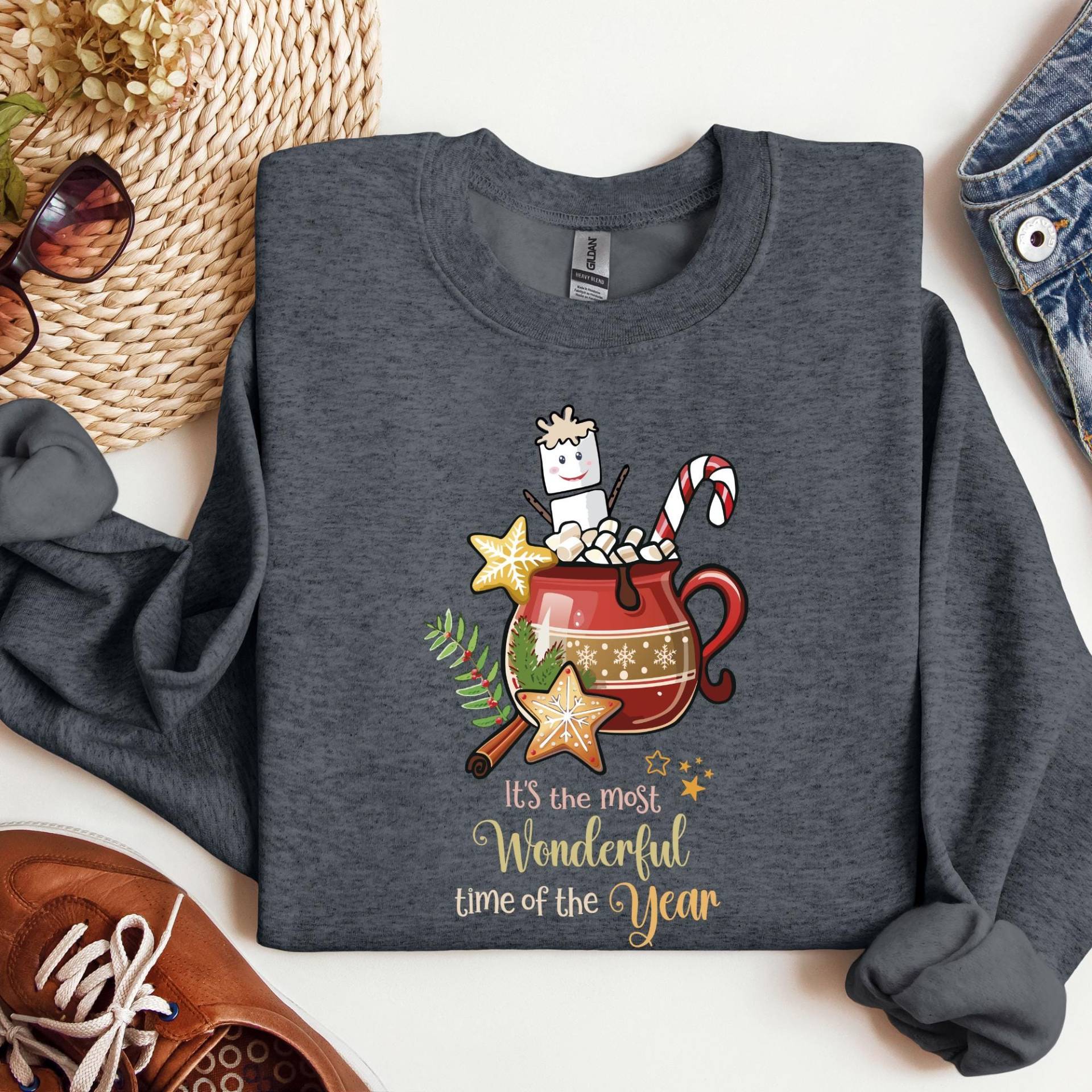 Sweatshirt Hot Cacao, Most Wonderful Time Of The Year, Unisex, Round, Christmas Cookies, Candy Cane, Marshmallows, Marshmallow Man, Cup von CreativeMaterial