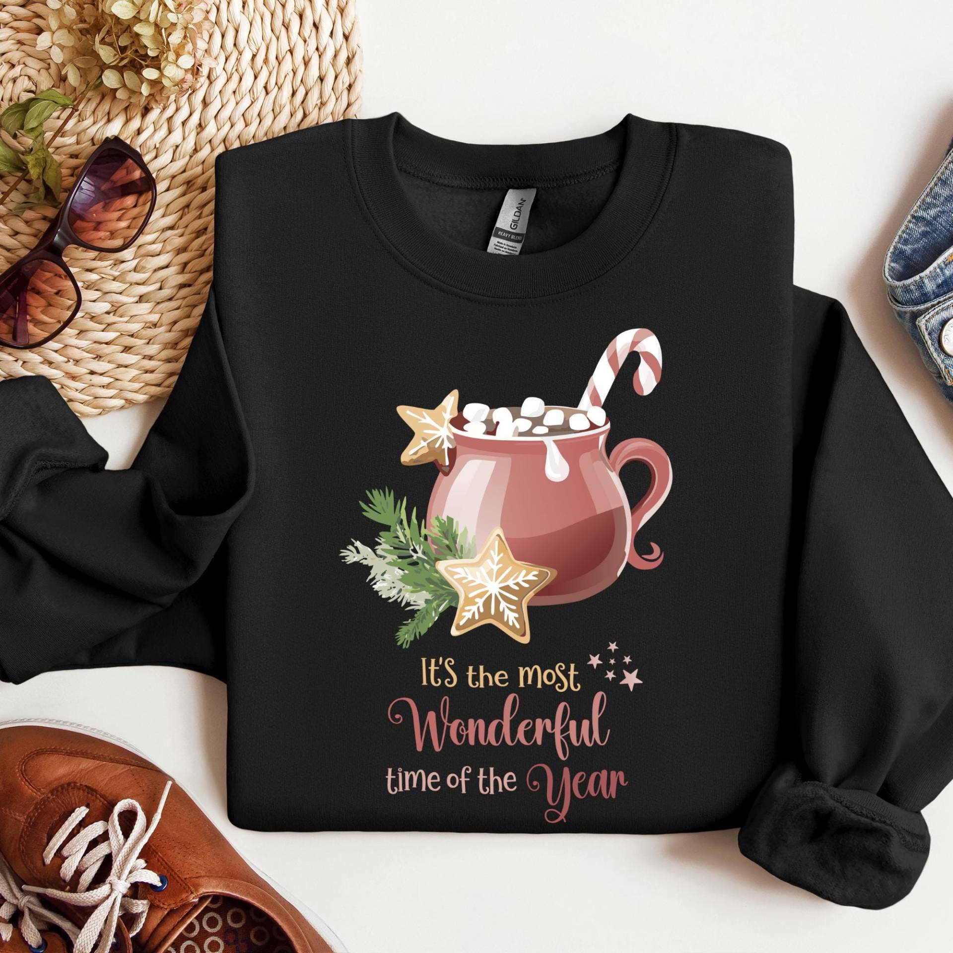Sweatshirt Hot Cacao, Most Wonderful Time Of The Year, Unisex, Round Neck, Christmas Cookies, Candy Cane, Marshmallows, Mug, Cup, Winter von CreativeMaterial