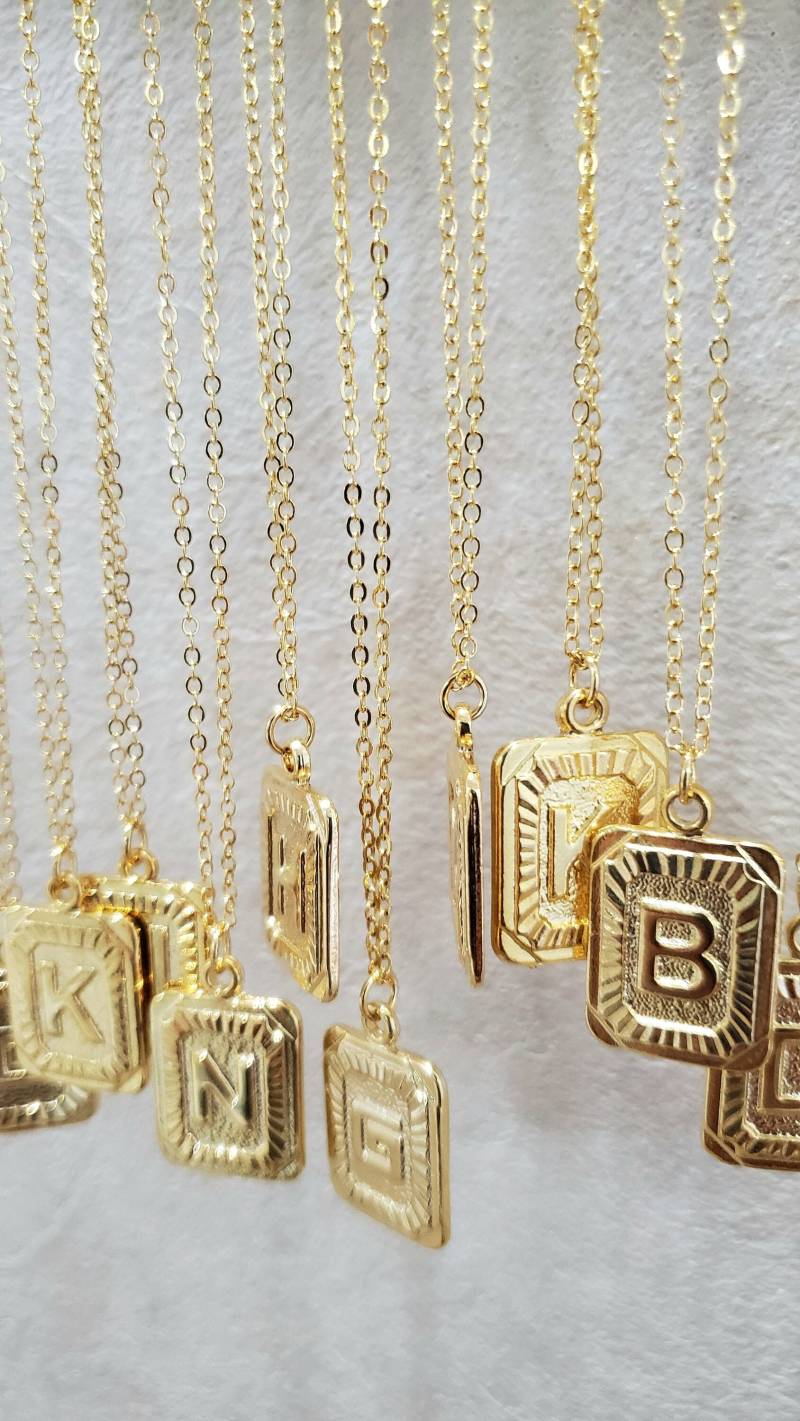 Gold Initial Halskette/Buchstabe Monogramm Schmuck Geschenk Für Sie Ihn Personalisiert von CreativeMeCompany