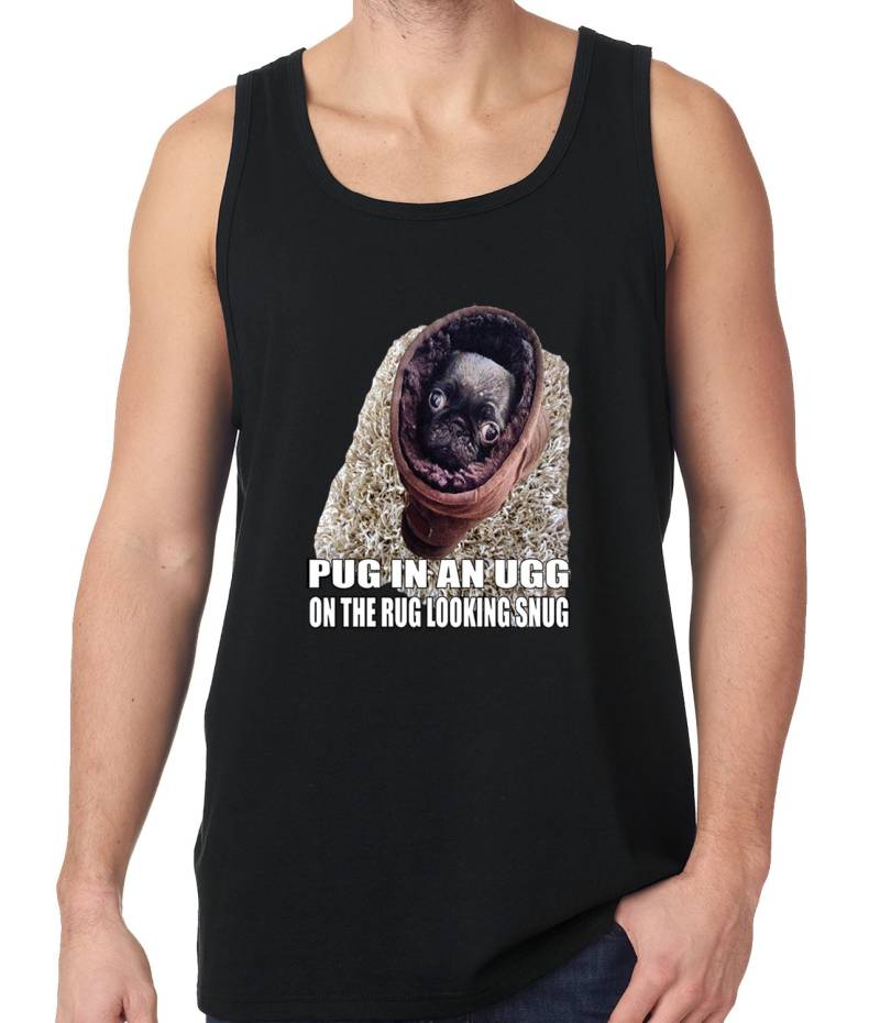 Mops in Einem Ugg Auf Teppich Suchen Gemütliche Lustige Herren Tank Top #1916 von CreativeShirtsNY