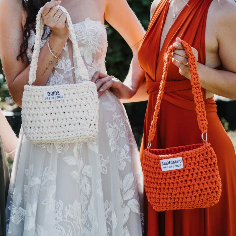 Personalisierte Wedding Bag Aus T-Shirt Garn | Handmade Geschenk Für Bride & Bridesmaid L Wunschfarbe Inkl. Etikett Auftragsfertigung Personalisierte Wedding Bag Aus T-Shirt Garn | Handmade Geschenk Für Bride & Bridesmaid L Wunschfarbe Inkl. Etikett Auftragsfertigung von CreativeStueble