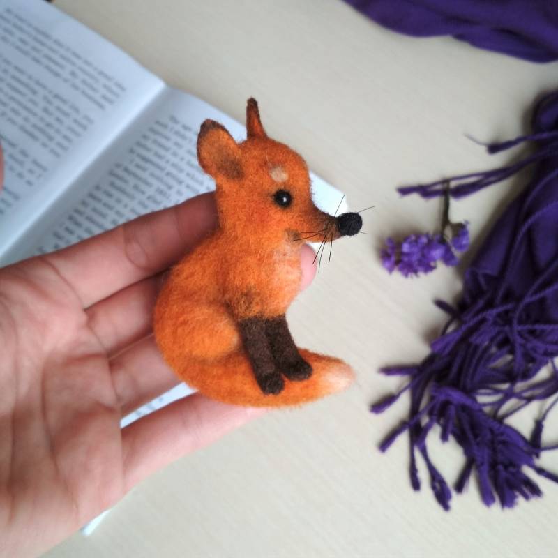 Nadelgefilzte Fuchs Brosche Wolle Miniatur Tier Anstecknadel von CreativeWoolStore