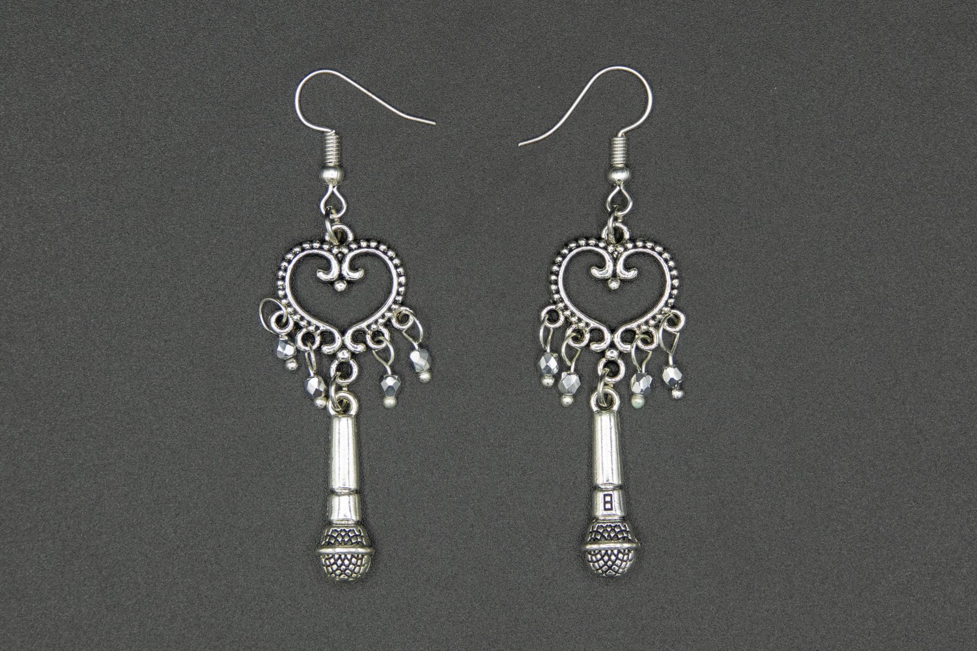 Musiker-Ohrringe Mit Herz - Und Mikrofon-Charm von CreativebeadcraftDE