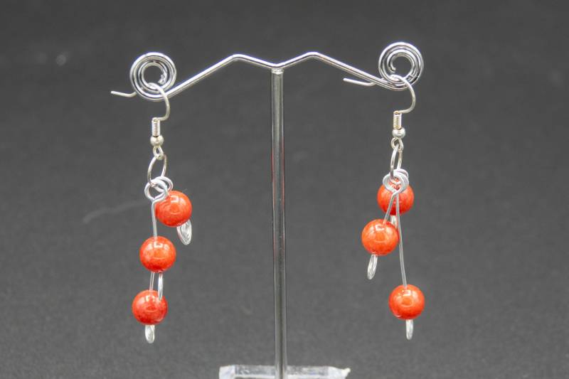 Ohrringe Mit Chalzedonperlen Und Aluminiumdraht von CreativebeadcraftDE