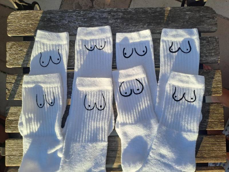 Boobie Tennissocken Mit Siebdruck Boobie Tennissocken Mit Siebdruck von Creativraum