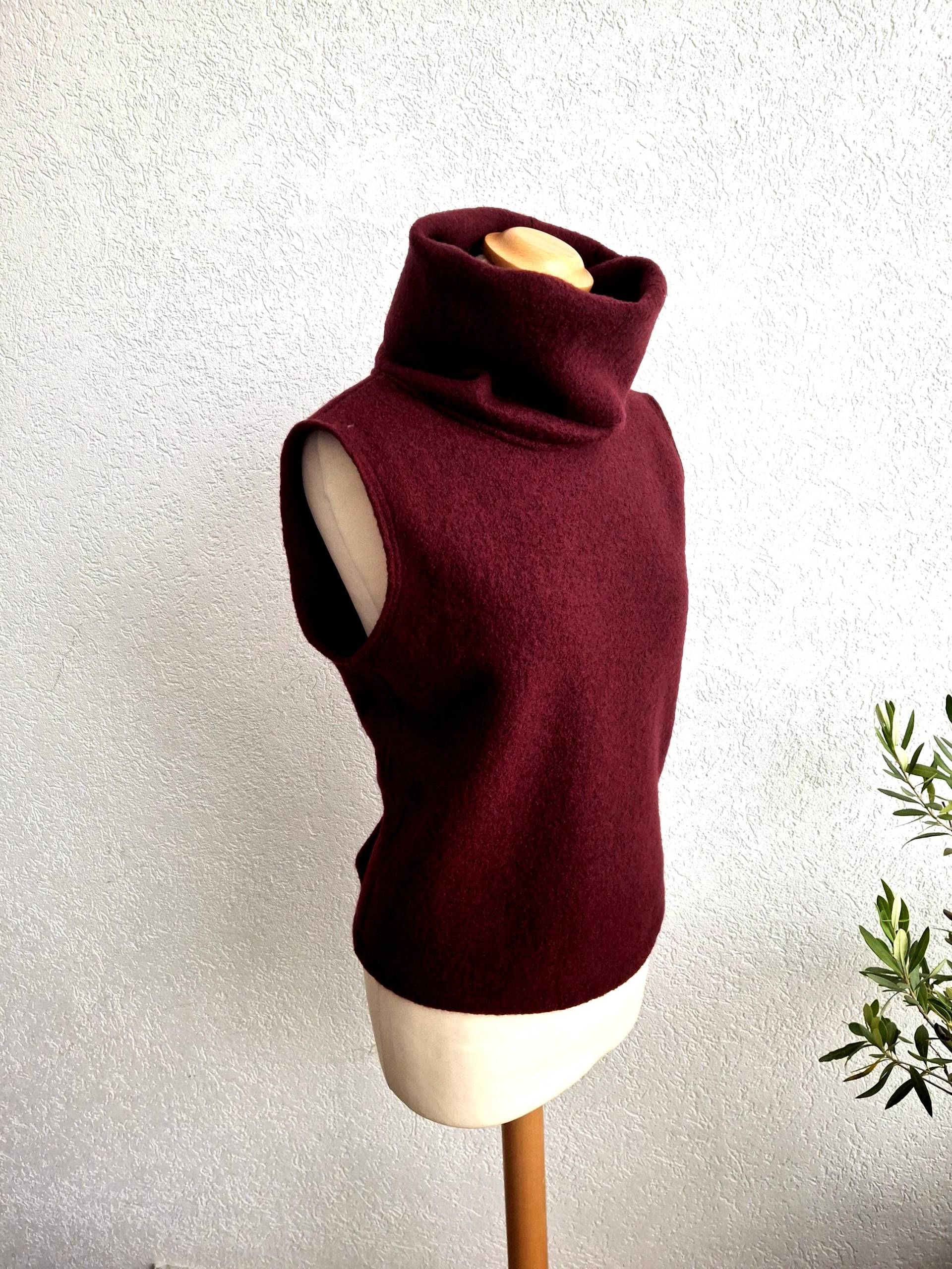 Rollkragen Pullunder Aus Walk Reiner Wolle in Bordeaux von Creativstoffe