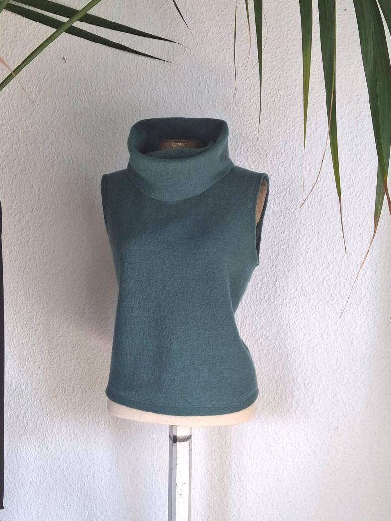 Rollkragen Pullunder Aus Walk Reiner Wolle in Mindgrün von Creativstoffe