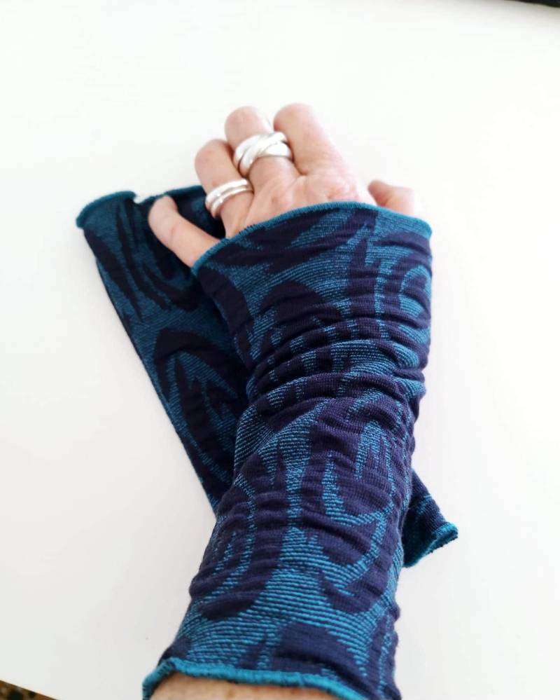 stulpen, Armstulpen, Pulswärmer Aus Cloque Jersey Blau von Creativstoffe