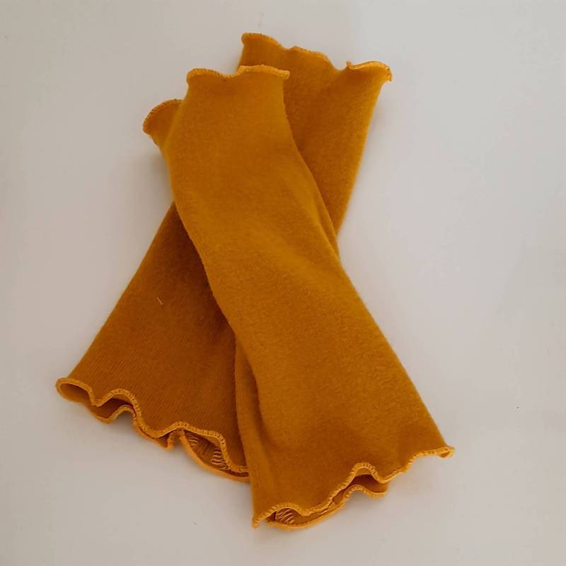 stulpen Aus Merinowolle Senfgelb Mit Daumenöffnung von Creativstoffe