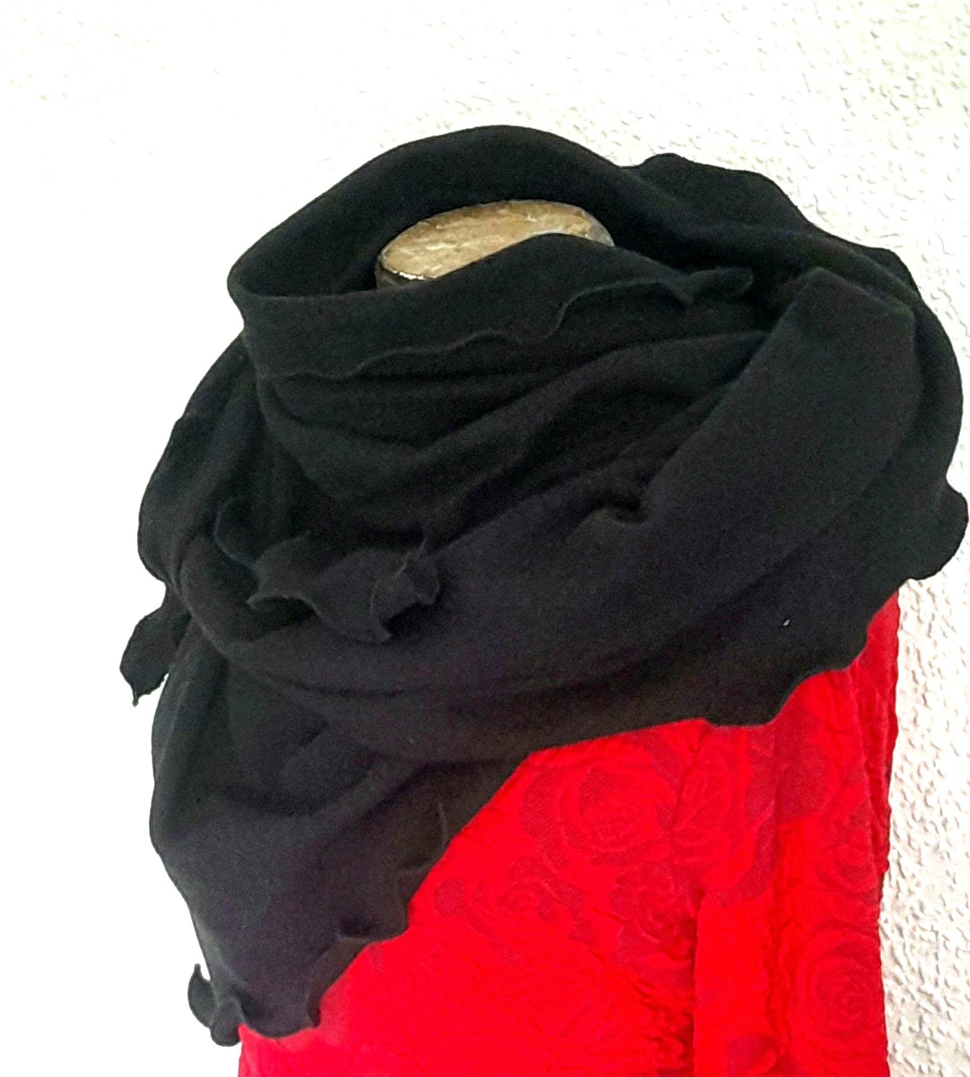 xxl-Dreieckstuch Baumwoll-Tuch in Schwarz xxl-Dreieckstuch Baumwoll-Tuch in Schwarz von Creativstoffe